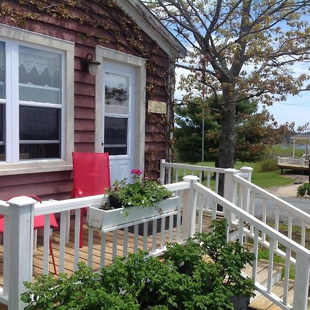 Bayview Pines Country Inn B&B Mahone Bay Exterior foto