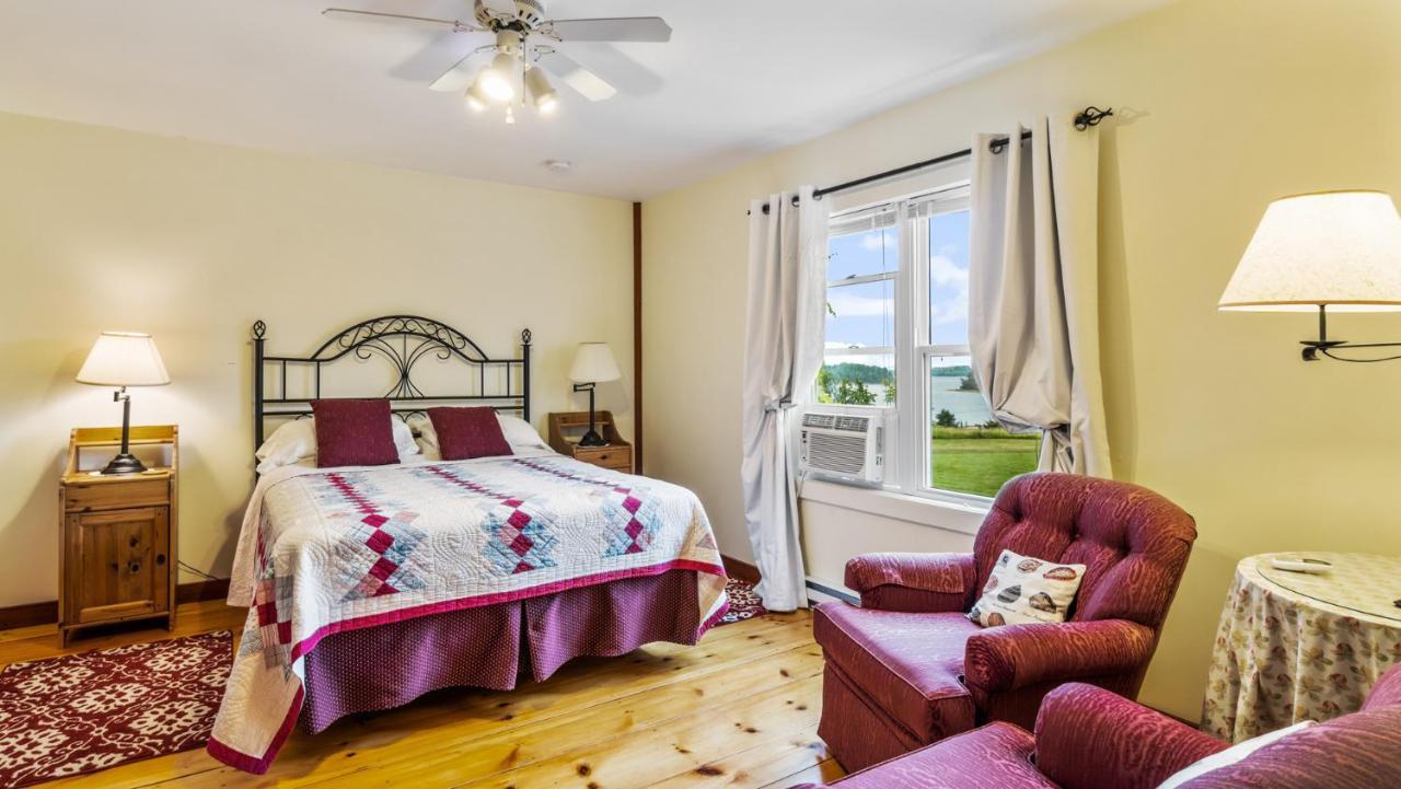 Bayview Pines Country Inn B&B Mahone Bay Exterior foto